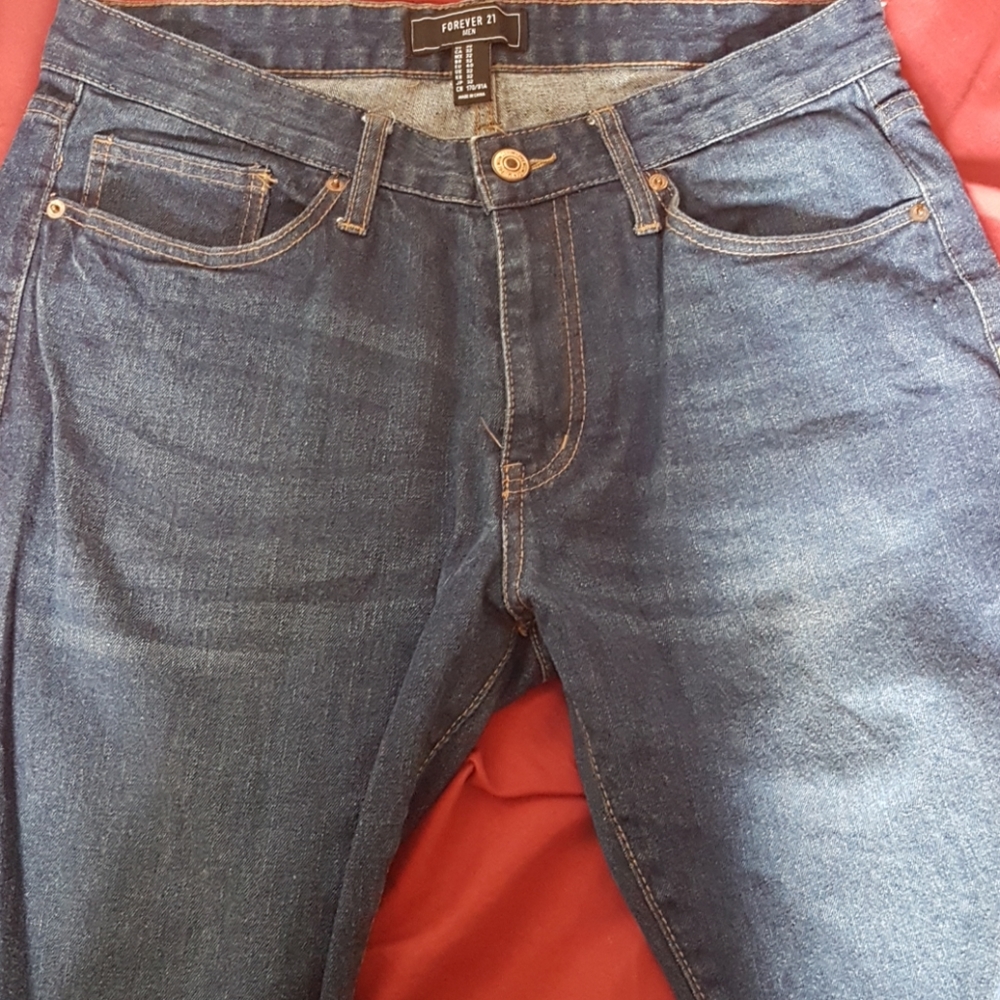 Selling good quality Forever 21 jeans